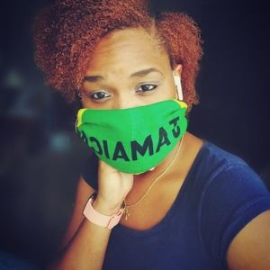 Meet your Posher, Kimberly